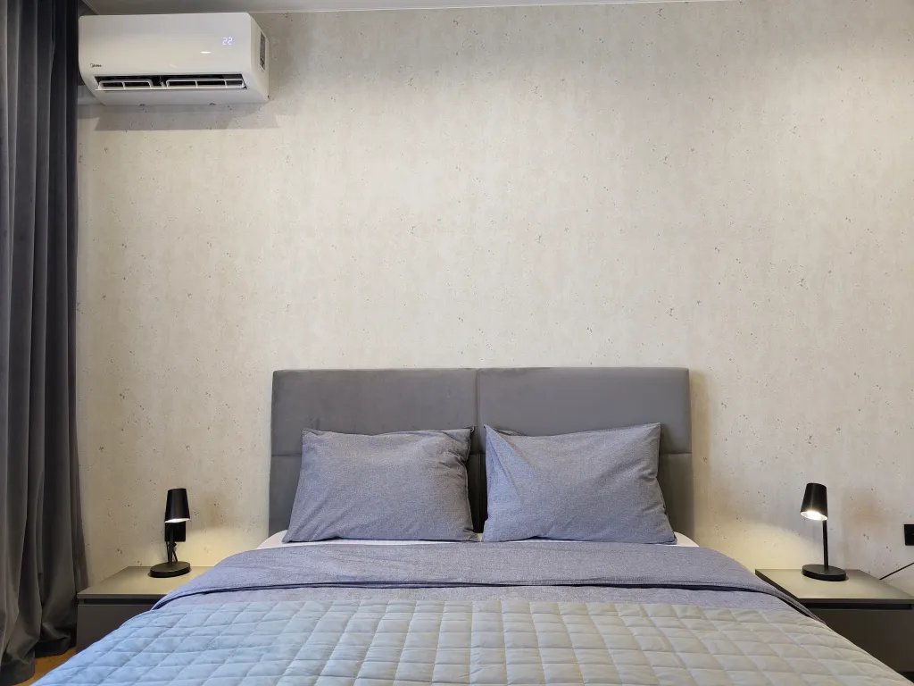 Стильная двухкомнатная квартира рядом с Экспоград-Юг