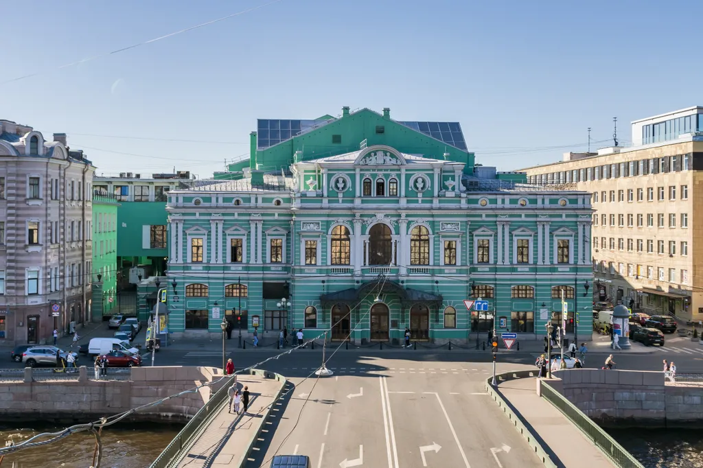 Квартира Апартаменты с балконом и видом на набережную Фонтанки — Санкт-Петербург