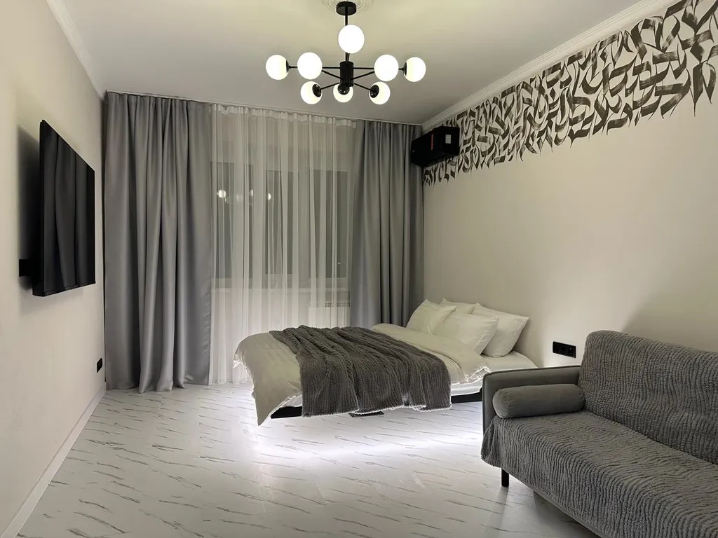 Квартира Апартаменты около ЖД вокзала со Smart TV — аренда посуточно в Орёл