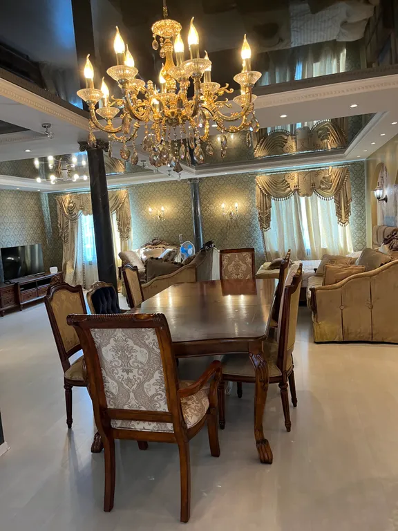 Уютный дом с бассейном, сауной и камином