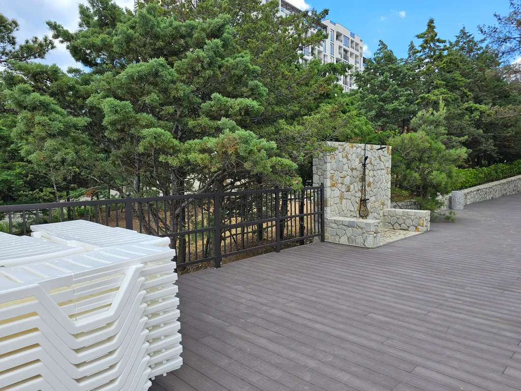 Квартира-студия в новым курортном комплексе лучистое