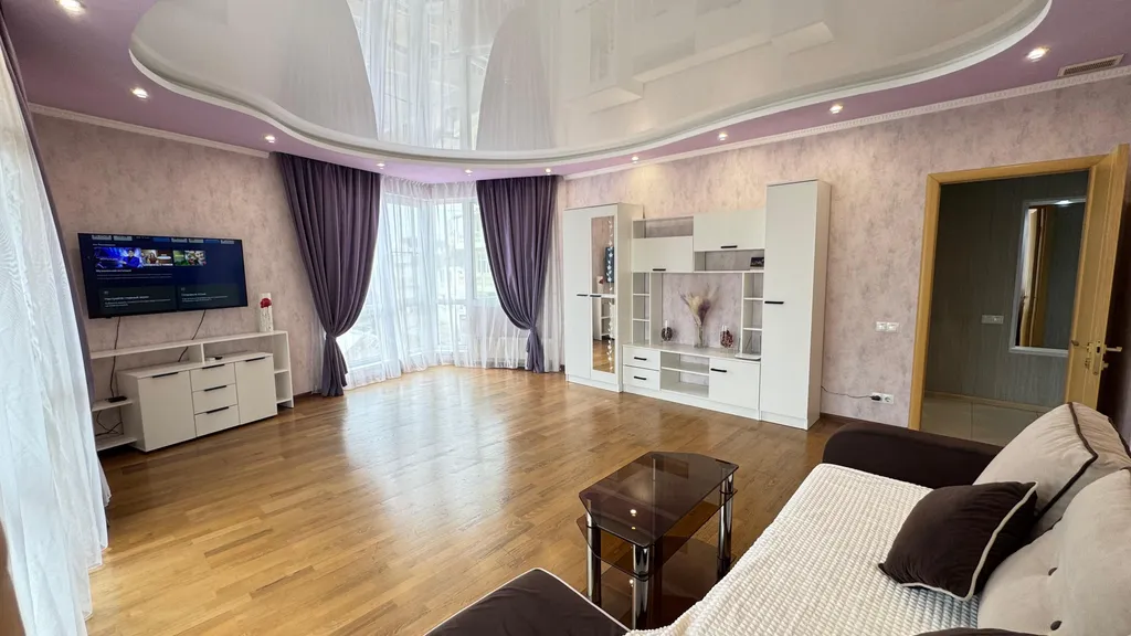 Комфортная, большая квартира в 100 метрах до моря