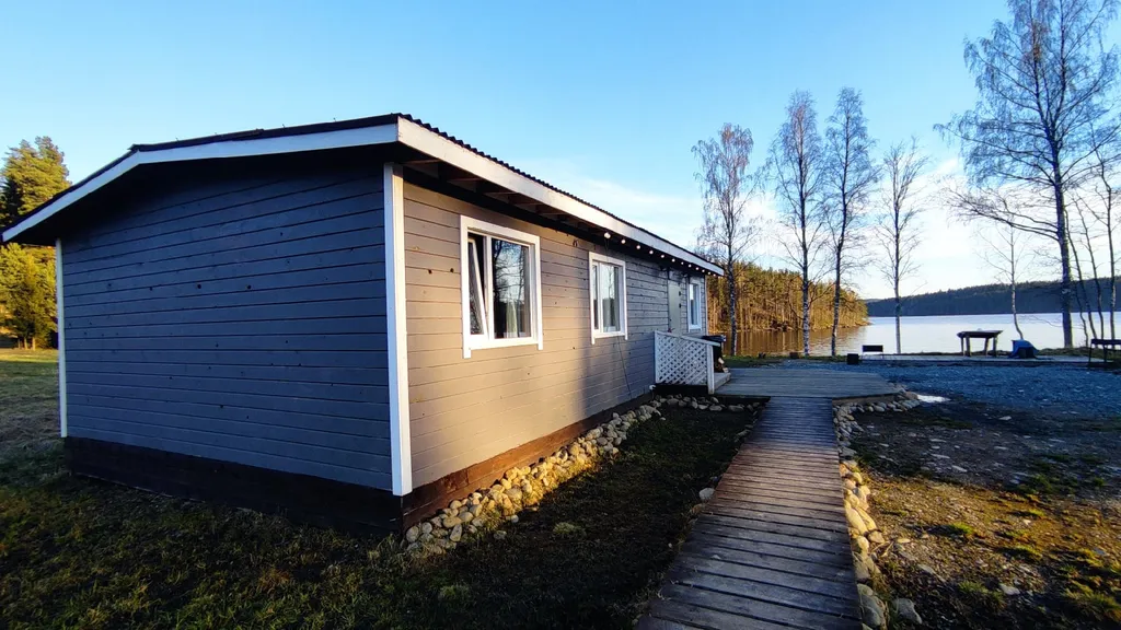 Солнечный с дровяной сауной