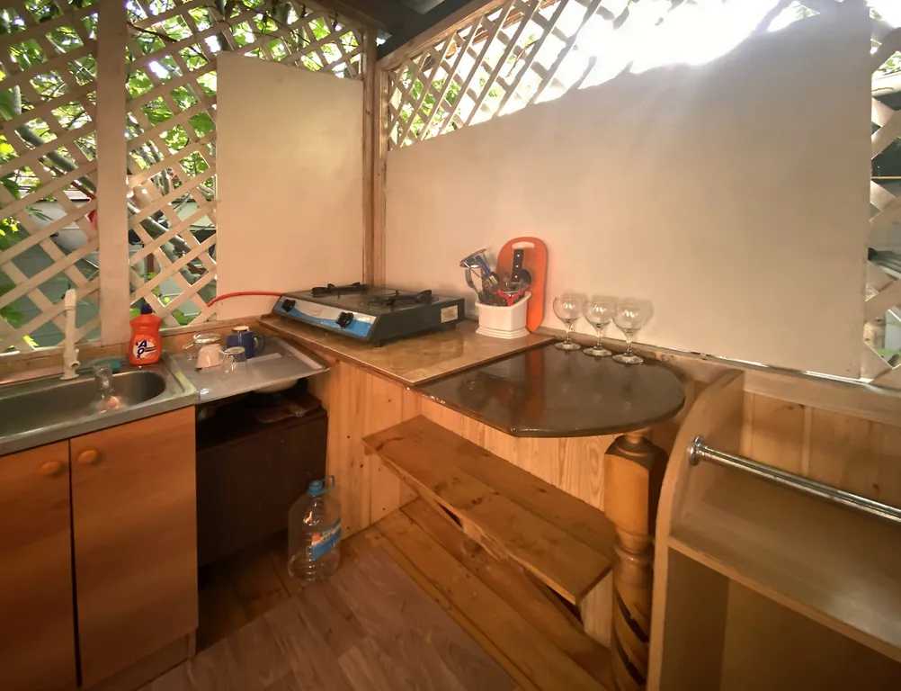 Коттедж 2-комнатный Дом — Курортное (Феодосия)