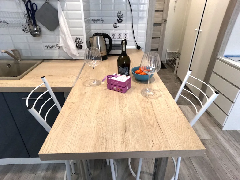 Уютная студия в новом доме с видовым балконом