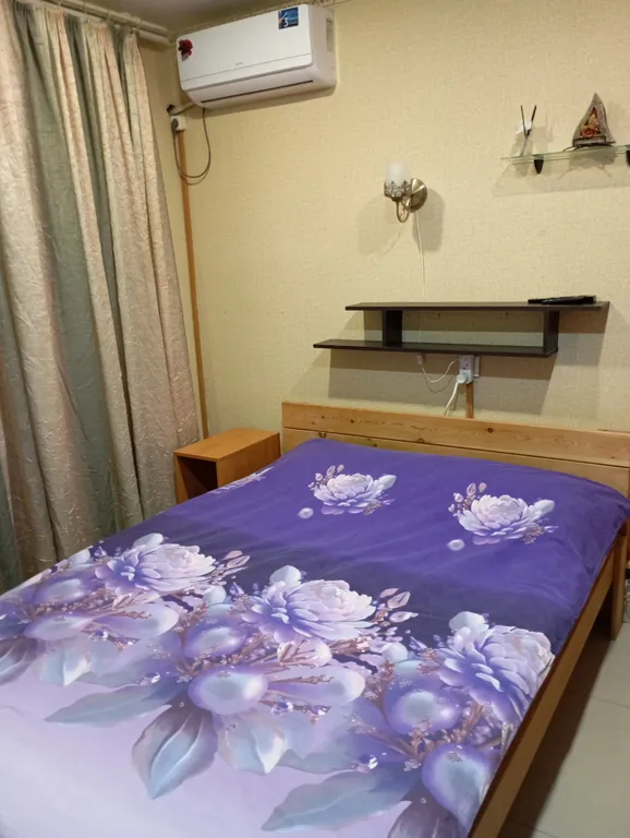 Просторная квартира в удобном районе с отдельным входом — аренда посуточно в Краснодар