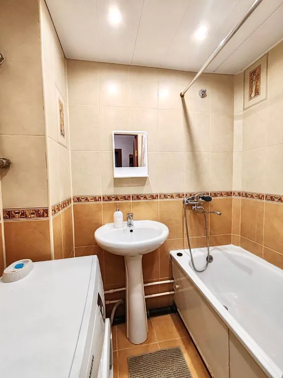 Квартира возле микрохирургии глаза имени Федорова