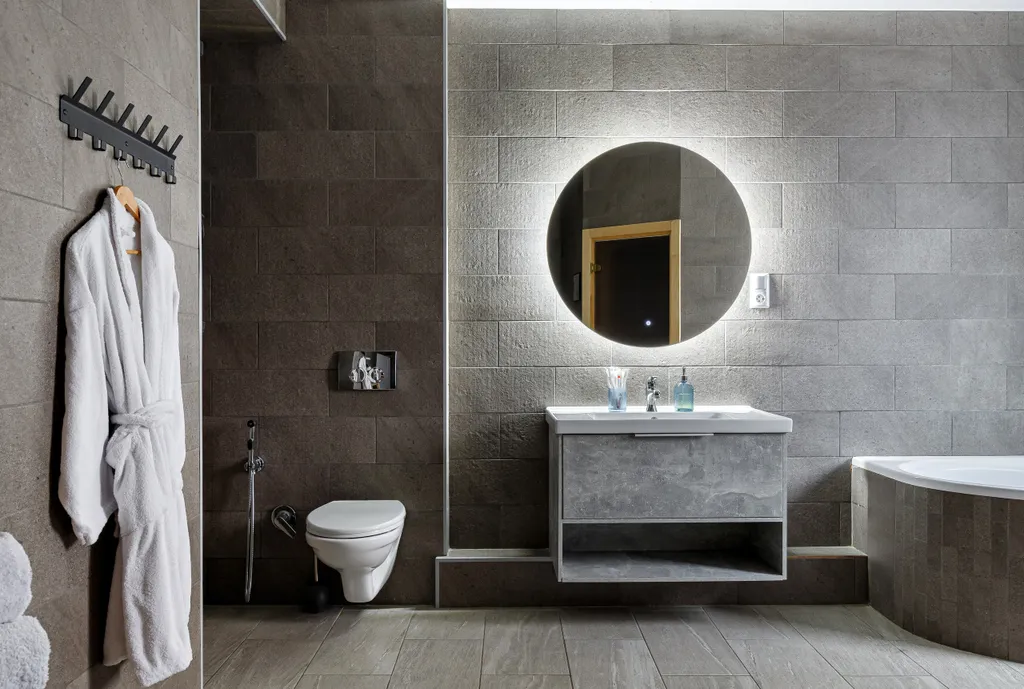 Трёхкомнатная квартира с сауной рядом с центром