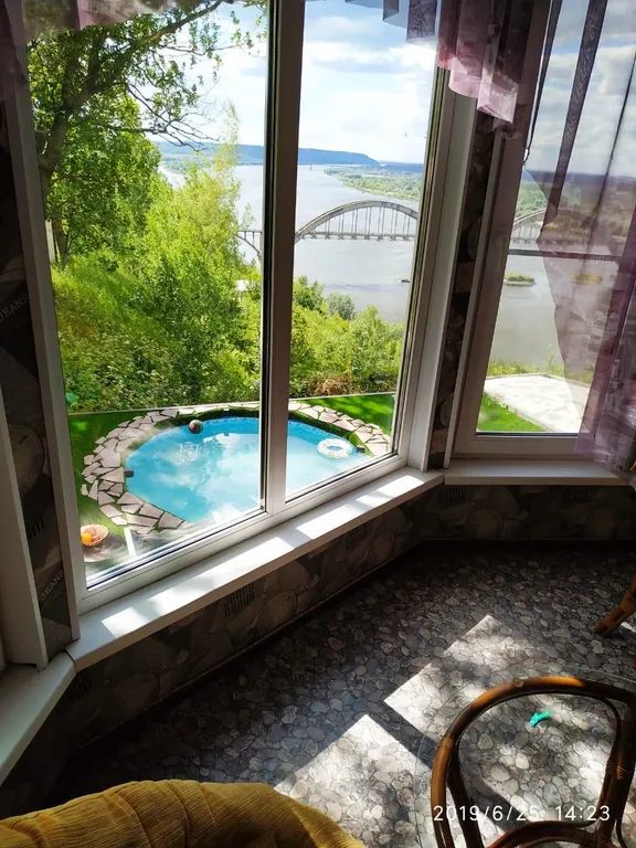 Дом на краю света с видом на Оку рядом с горнолыжной деревней Новинки