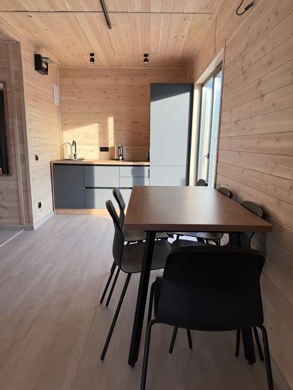 Панорамный дом с видом на реку