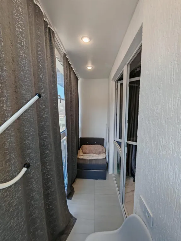 Квартира-студия в новом жк рядом с широким пляжем, удобная локация, всё рядом