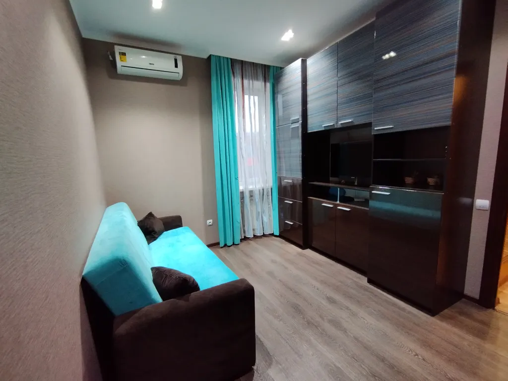 Два шага от центра