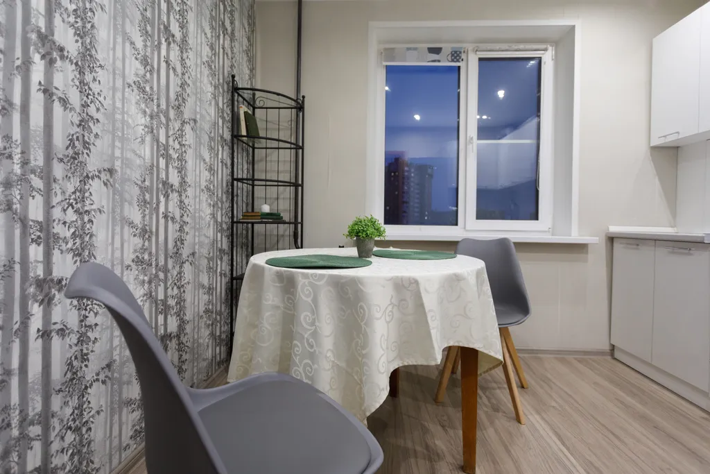 Уютная квартира около МНТК