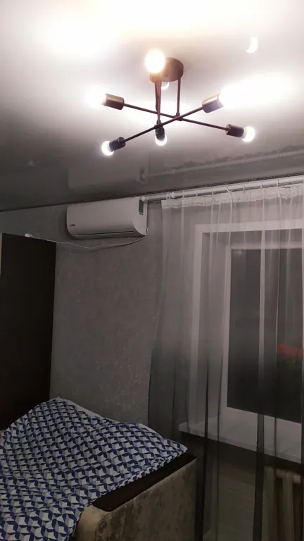 Квартира на площади