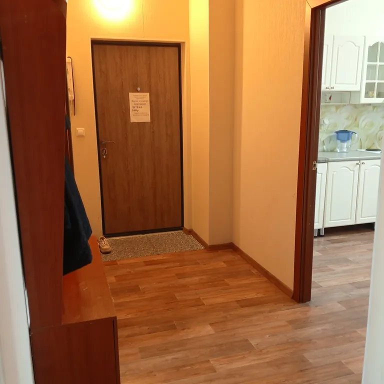 Двухкомнатная квартира в районе ЖД. АУРА