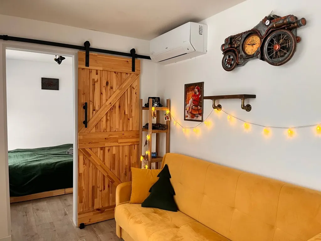 Коттедж Новый коттедж с панорамными окнами — Тайцы