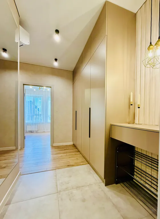 Роскошная двухкомнатная квартира у фонтана