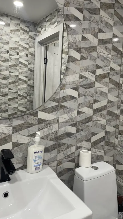 Квартира с новым ремонтом у вокзала