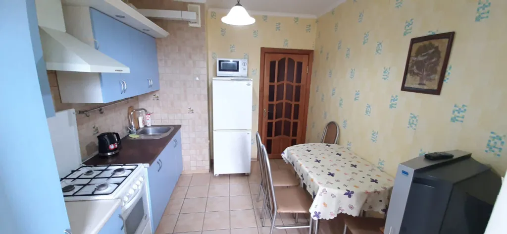 3-комнатная в центре, 6 раздельных мест