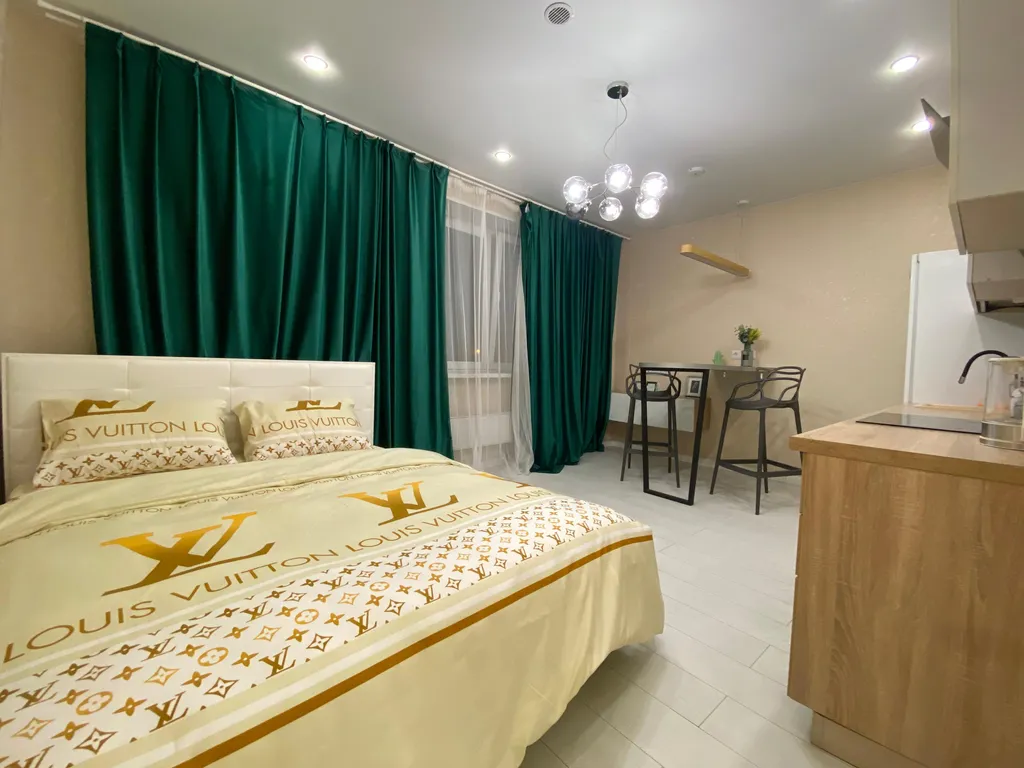 Квартира Уютная новая студия в самом центре города — аренда посуточно в Королёв