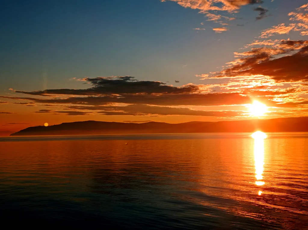 Апартаменты Дом вдали от дома с камином на Байкале