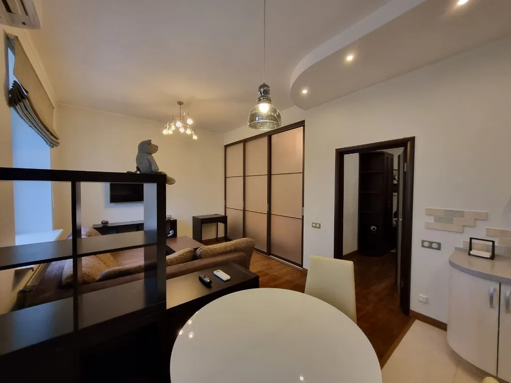 Рядом с Крокус Экспо