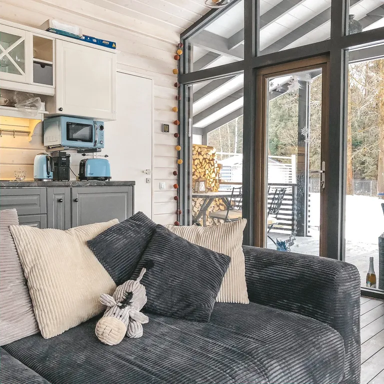 Райское гнёздышко с камином