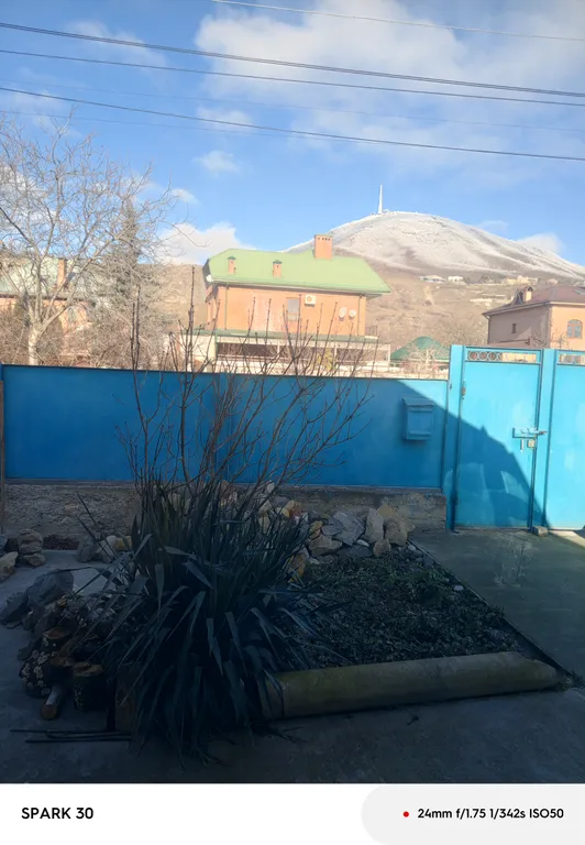 Уютная квартира с видом на Машук в уютном дворе частного домовладения