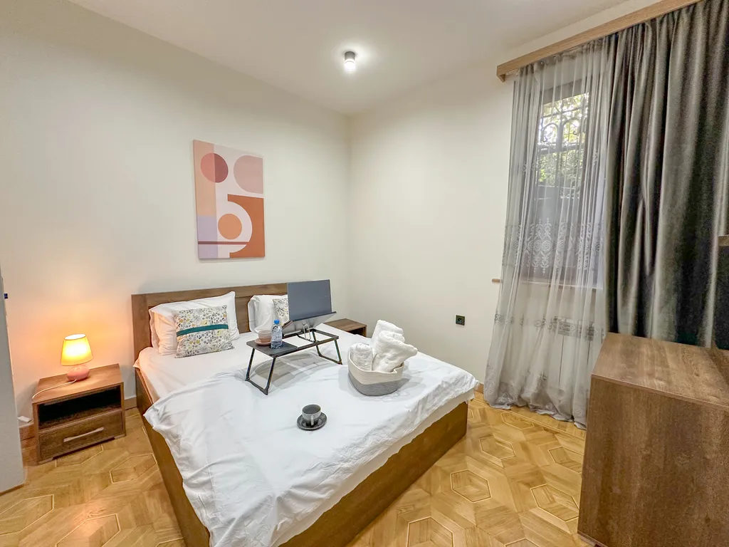 Three-room quiet corner