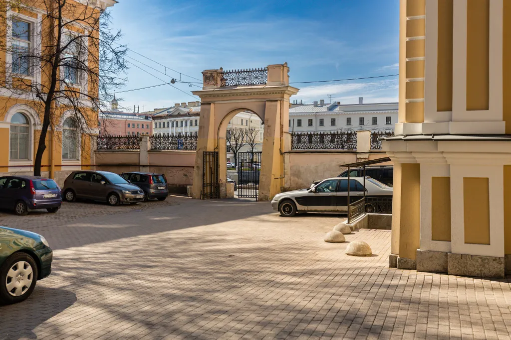 Квартира Шикарная квартира в центре на углу Невского проспекта — Санкт-Петербург
