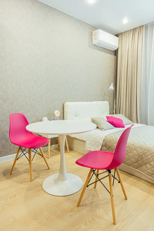 Видовая квартира ViVa MaGenta с панорамным  балконом