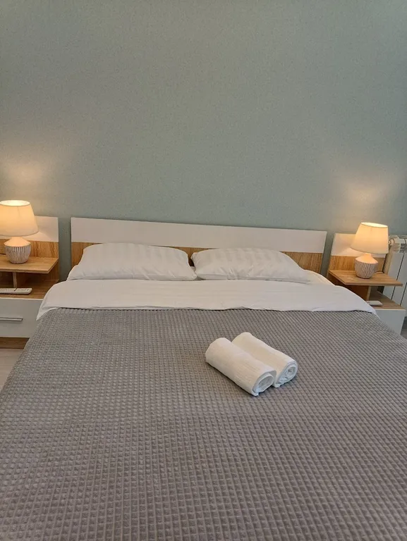 Просторная 2-комнатная квартира в 10 минутах от ЖД Вокзала