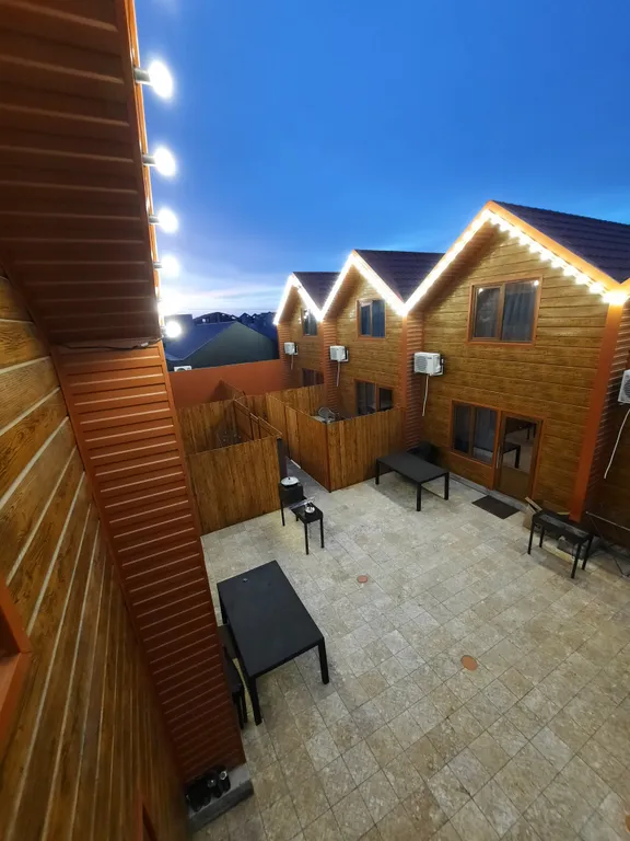 Домик на берегу моря