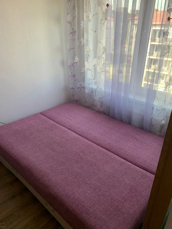 Уютная квартира в курортном городе Светлогорск 1, огороженая территори