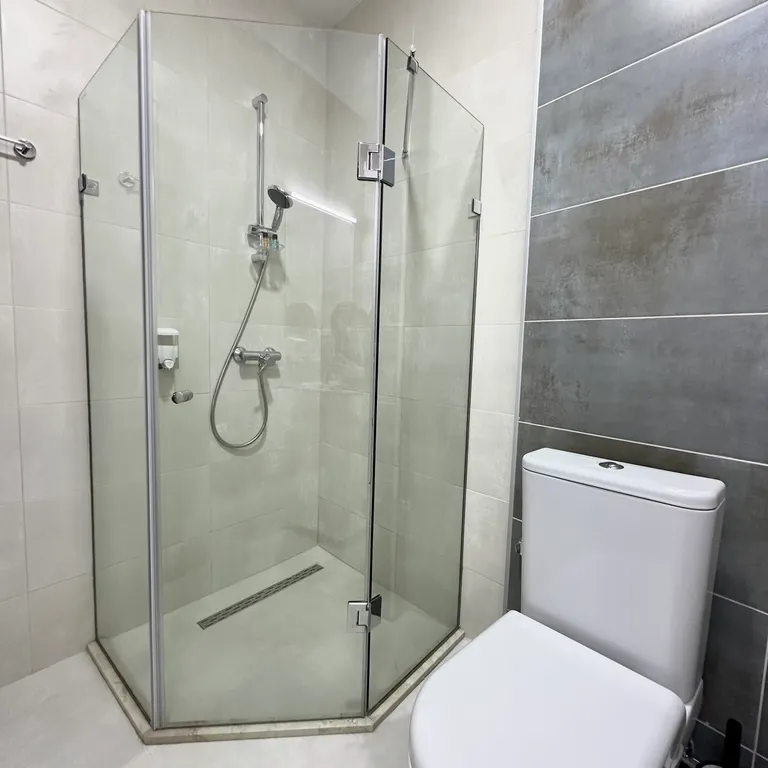 2-х комнатный апарт, бассейн + парковка, жк white sails