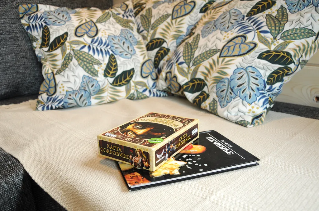 Уютный домик у леса с камином, панорамными окнами и купелью