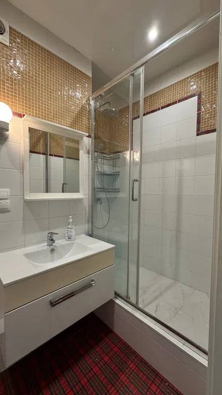 Квартира Квартира под самым небо с видом на самолеты — Подолино