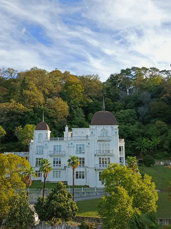 Квартира Просторная квартира с видом на море и горы — Сухум