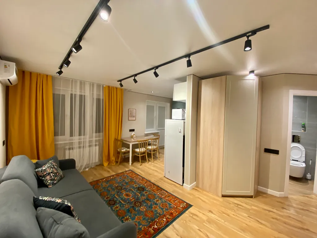 Квартира на набережной центра города