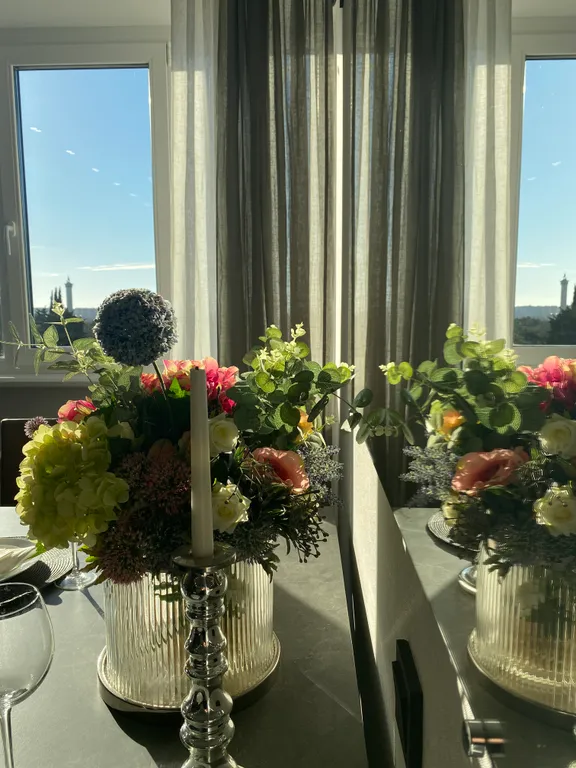 Двухкомнатный люкс с видом на Парк Победы и море