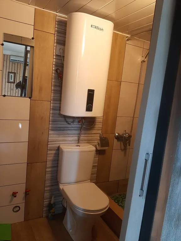 Теплый домик - студия у реки