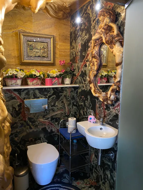 7-комнатный Дом