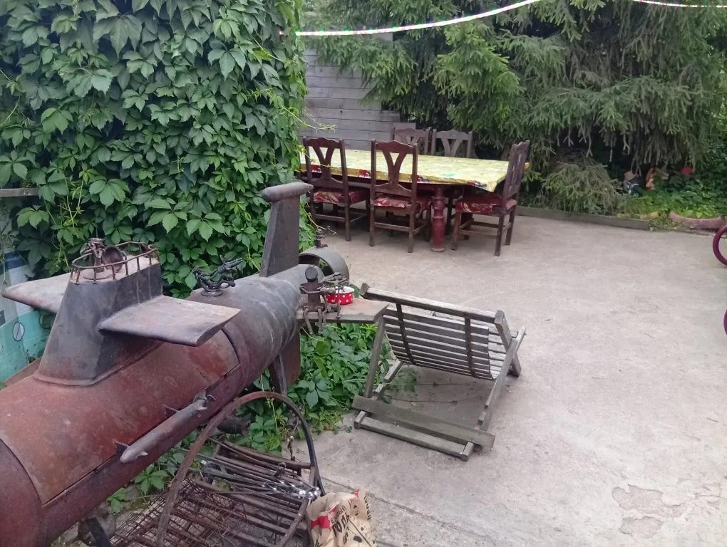 База East-anglia на теплом озере