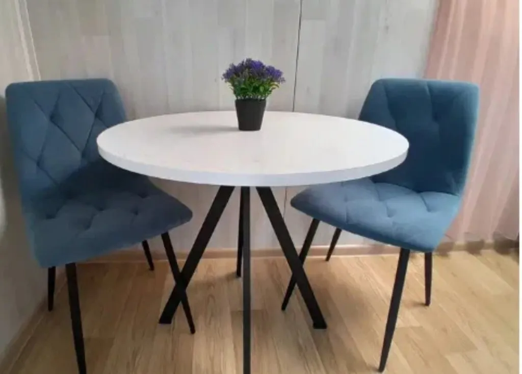 2Семейный двухкомнатный номер с кухней на мансардном этаже