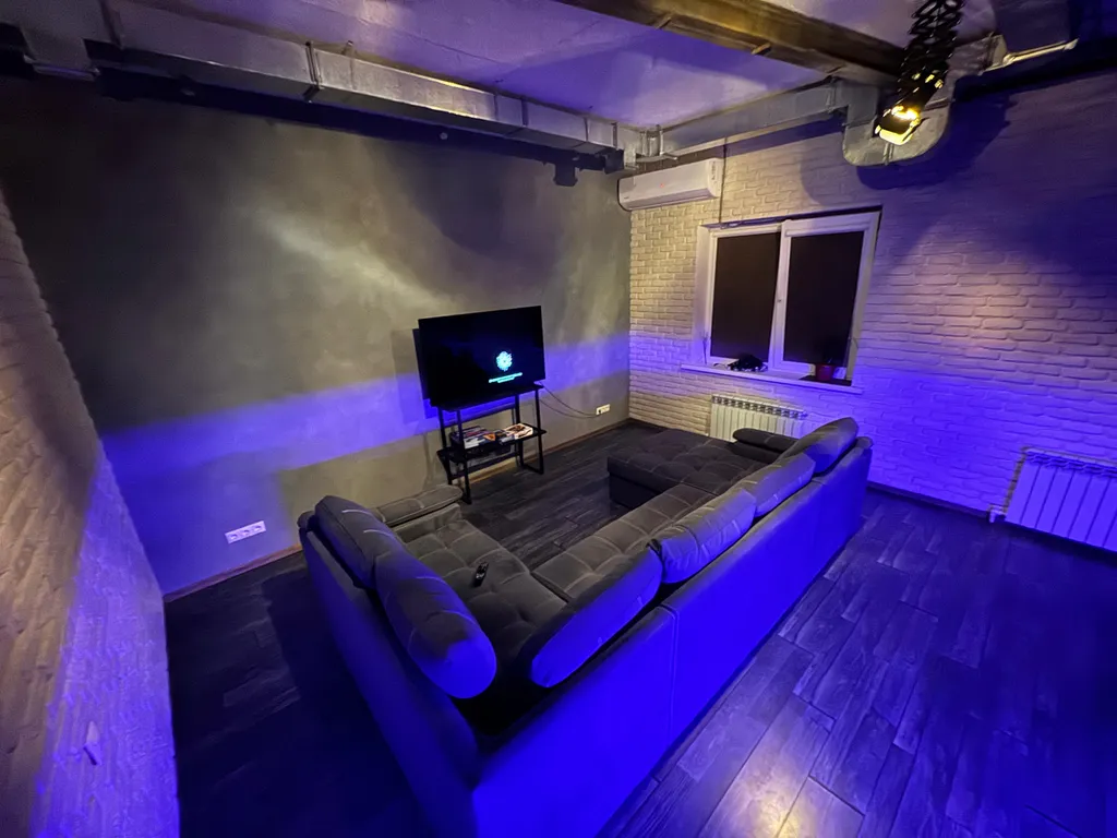 Дом в стиле Loft с бассейном