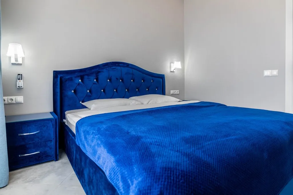 Трёхкомнатный люкс, вид на море, набережная и пляж в 5 минутах, центр