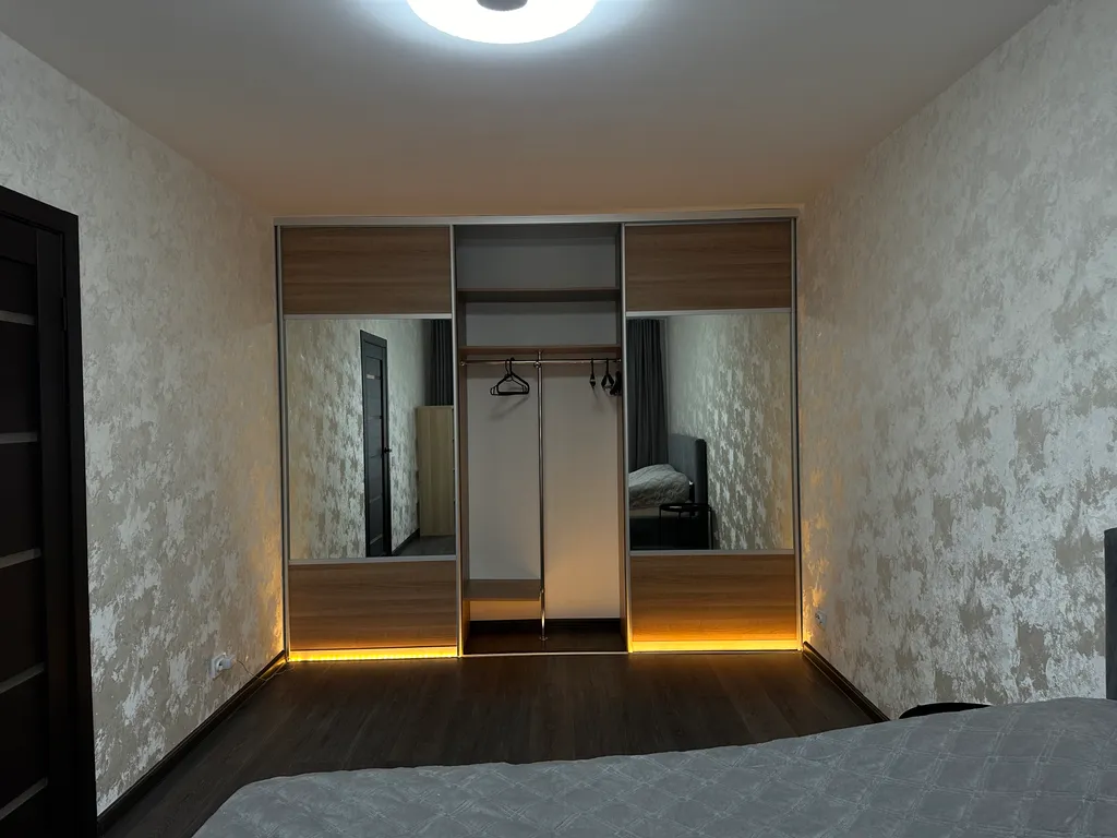 Квартира 1-комнатная Квартира — Бугры