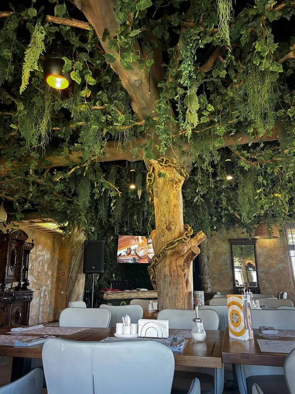 Коттедж Домик у реки в окружении сосен с камином, сауной и чаном — Семеновское