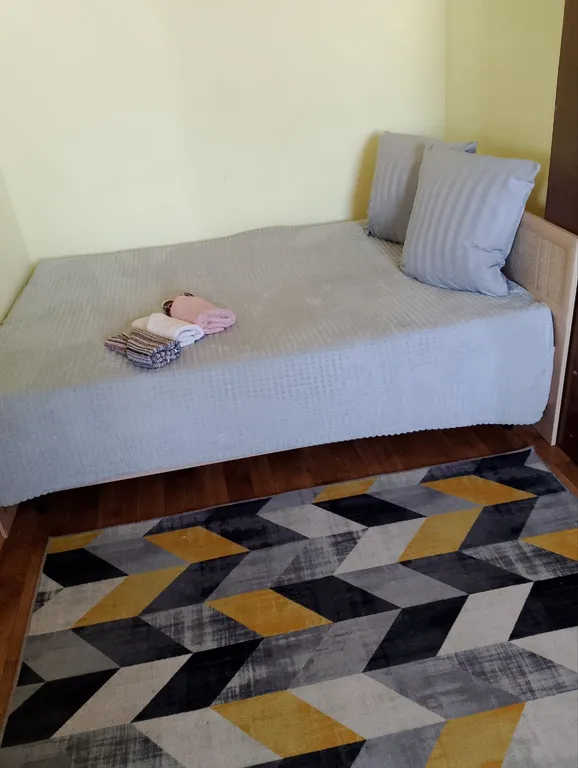 Чистая уютная однокомнатная квартира в удобном районе