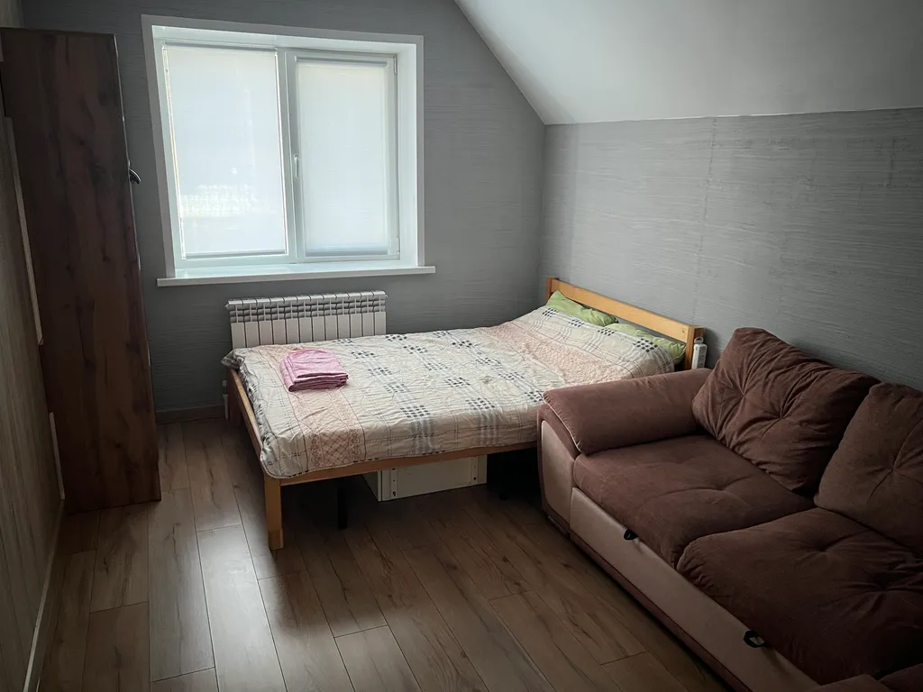 Дом возле горячих источников